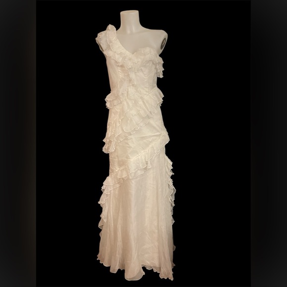 AMUR Harlow Silk One-Shoulder Gown in Ivory NWOT - Picture 3 of 8